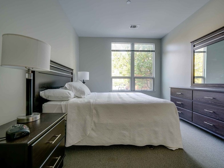 Building Photo - The Haven on College