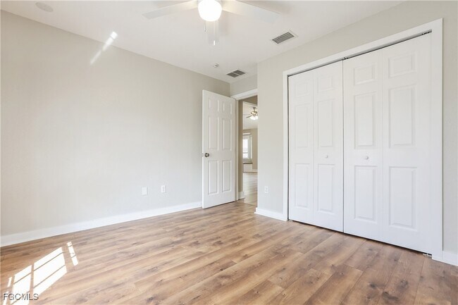 Building Photo - 4168 Merriam Ln
