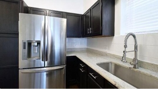 double door modern applicances - 2242 W Grand Ave