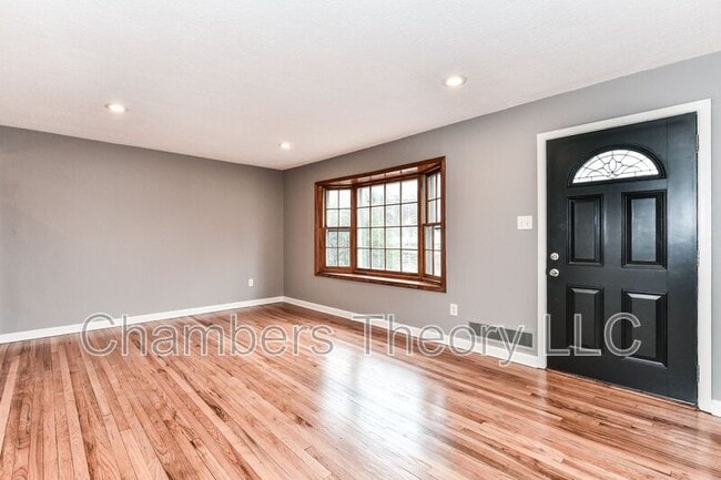 Building Photo - 6607 Berkshire Dr