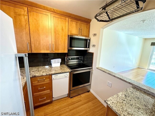 Building Photo - 225 Turtle Lake Ct