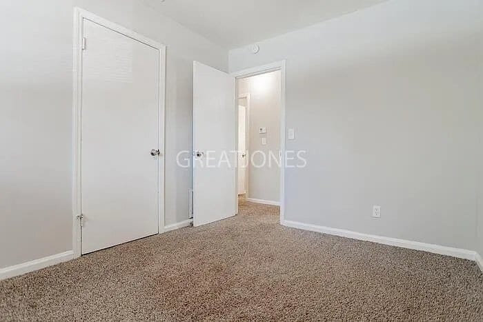 Building Photo - 4833 Delray Dr