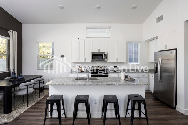 Building Photo - 9117 N 181st Ave