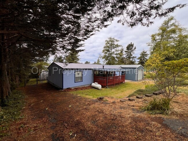 Building Photo - 24403 Gile Pl