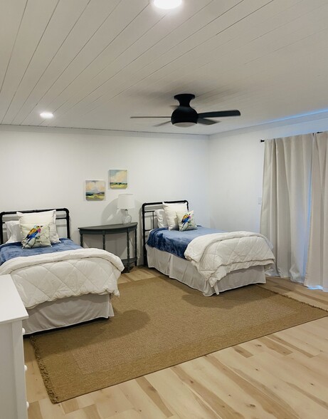 Bedroom 2 - 245 N Glenwood St