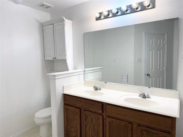 Building Photo - 918 Fleming St