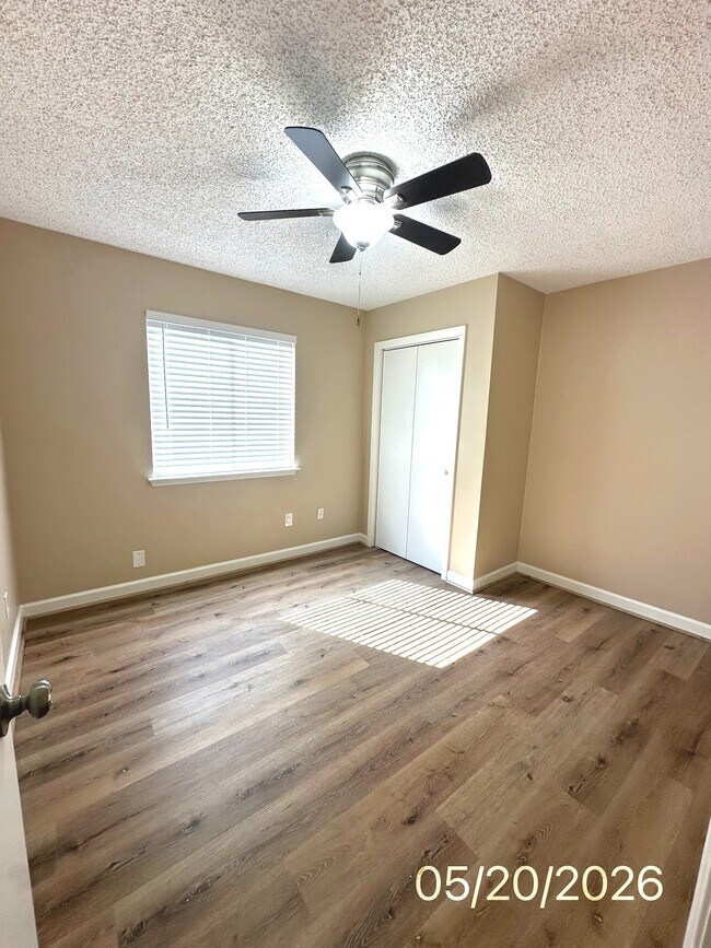 Building Photo - 17712 Northhagen Dr