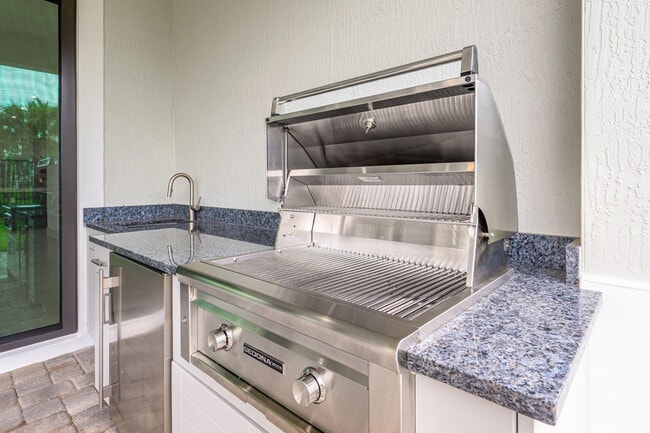 Building Photo - 12526 Solana Bay Cir