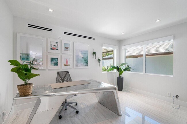 Building Photo - 5284 Boca Marina Cir S