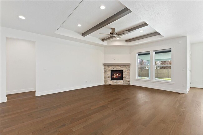 Building Photo - 4 Bedroom, 2 Bath home in Beautiful Meridian with SO MANY upgrades and perks throughout!  You don...
