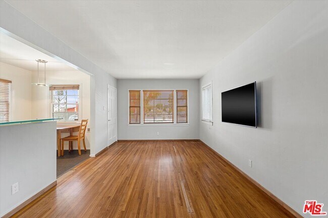 Building Photo - 8666 Cadillac Ave