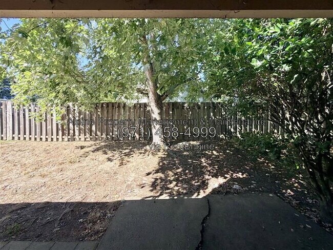 Building Photo - 19560 NW Mahama Pl