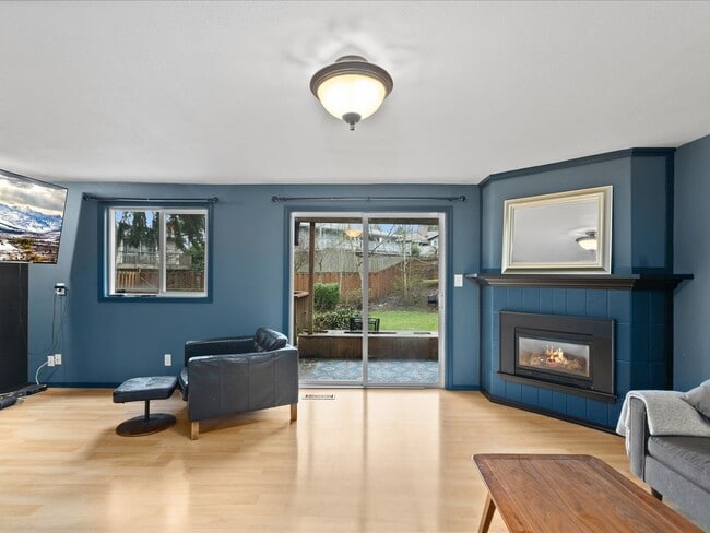 Building Photo - 24201 Firdale Ave