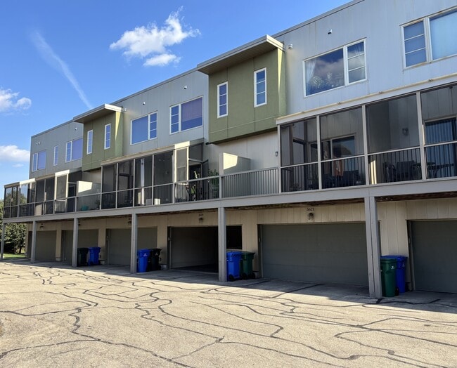 Building Photo - 5619 Brendan Ave