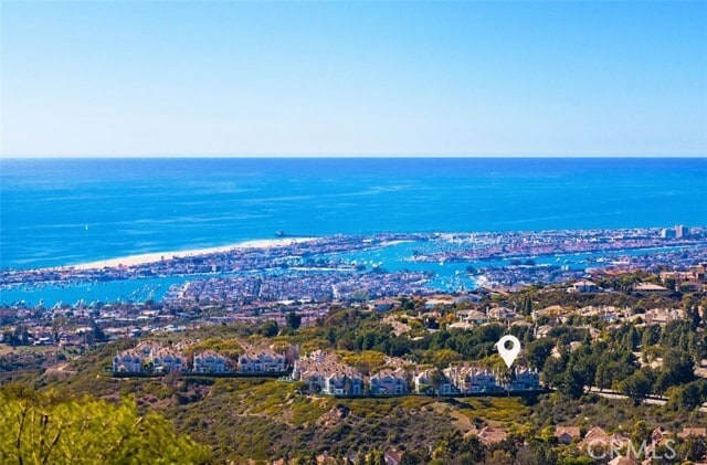 Building Photo - 4 Chandon