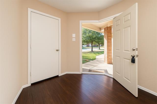 Building Photo - 8929 Sun Haven Way