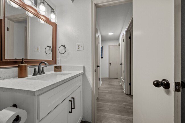 Building Photo - Move-In Ready Living at The Ashton on 287:...