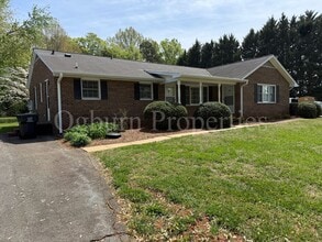 Building Photo - 117 Caroline Ct