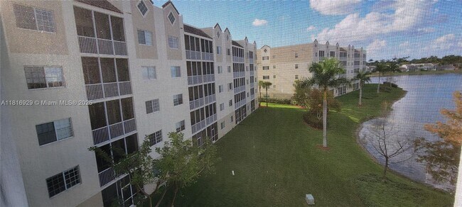 Building Photo - 10710 NW 66th St