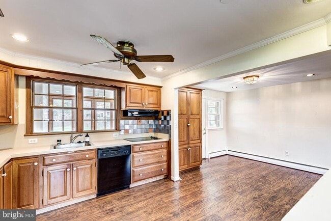 Building Photo - 2119 Eastridge Rd