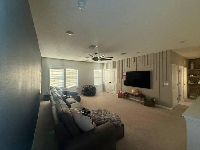 Building Photo - 4 Bedroom/3 Bath two-story home in Arbor Greens