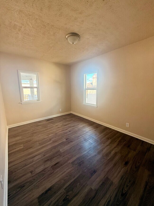 Building Photo - 2 story in Loves Park