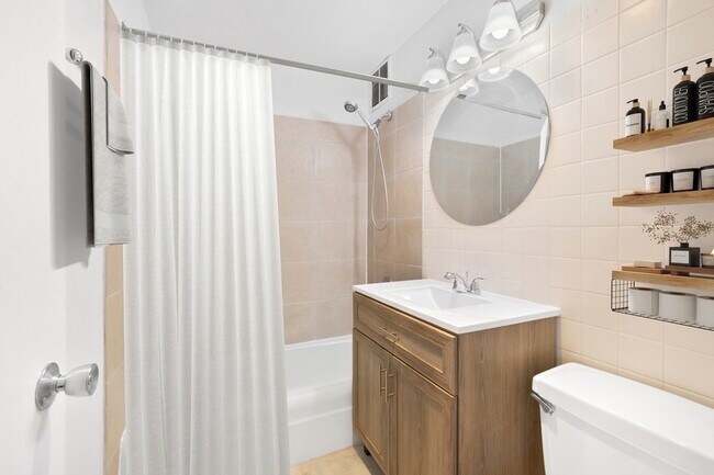 Building Photo - 655 W Irving Park Rd