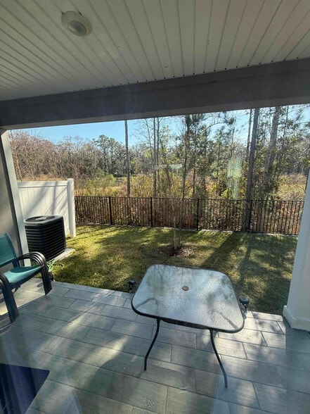 Building Photo - 8322 Asteroid St