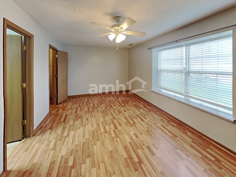 Building Photo - 1168 Fielding Ln