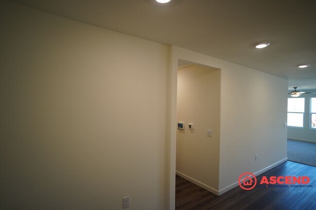 Building Photo - Newly-Built Home Near Mira Monte Highschool!