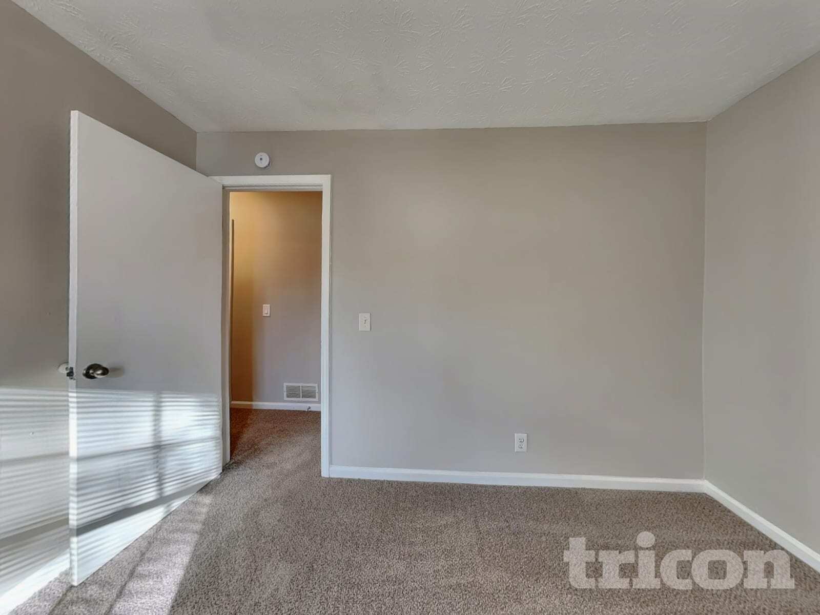 Building Photo - 2092 Brooks Rd SE