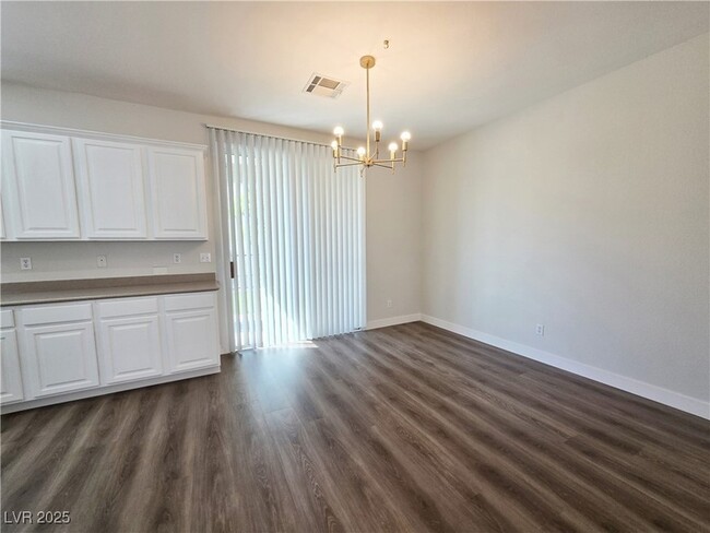 Building Photo - 8789 Ashley Park Ave