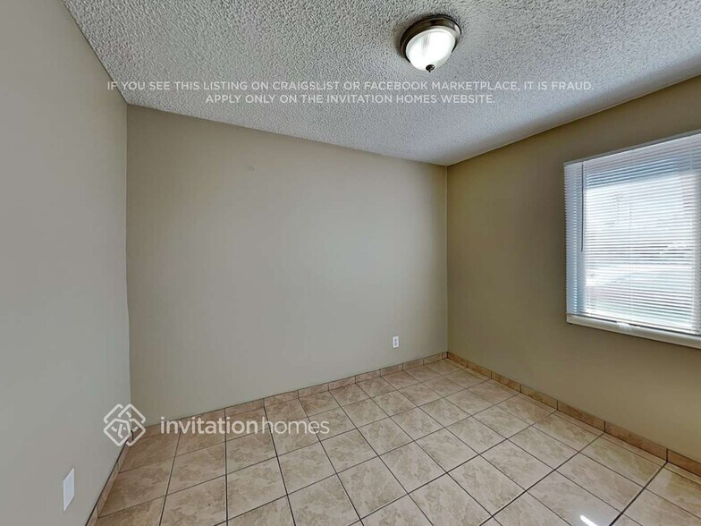 Building Photo - 4648 E Wayland Rd