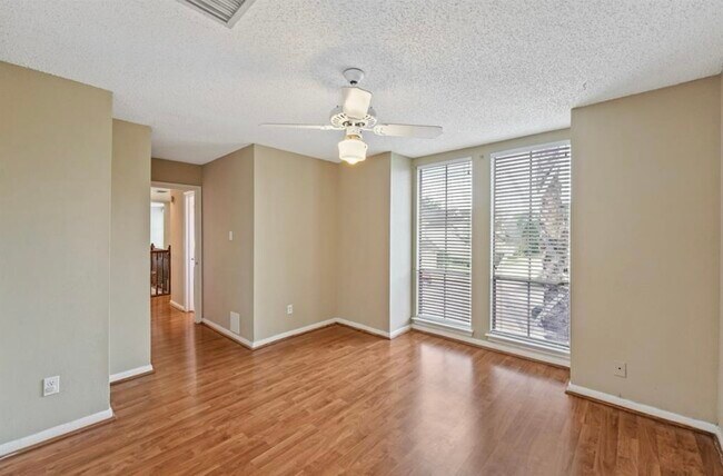 Building Photo - 1535 Beaconshire Rd