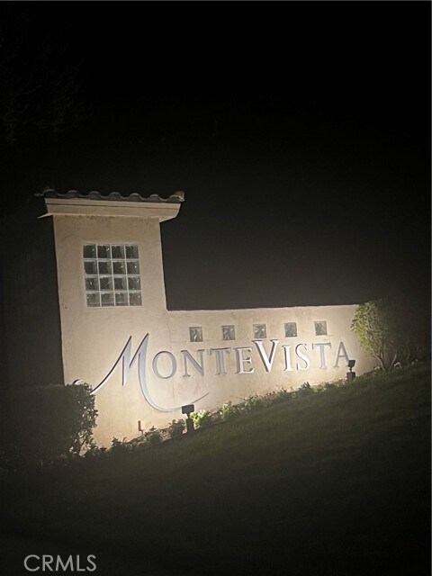 Building Photo - 7420 Cliffside Ct