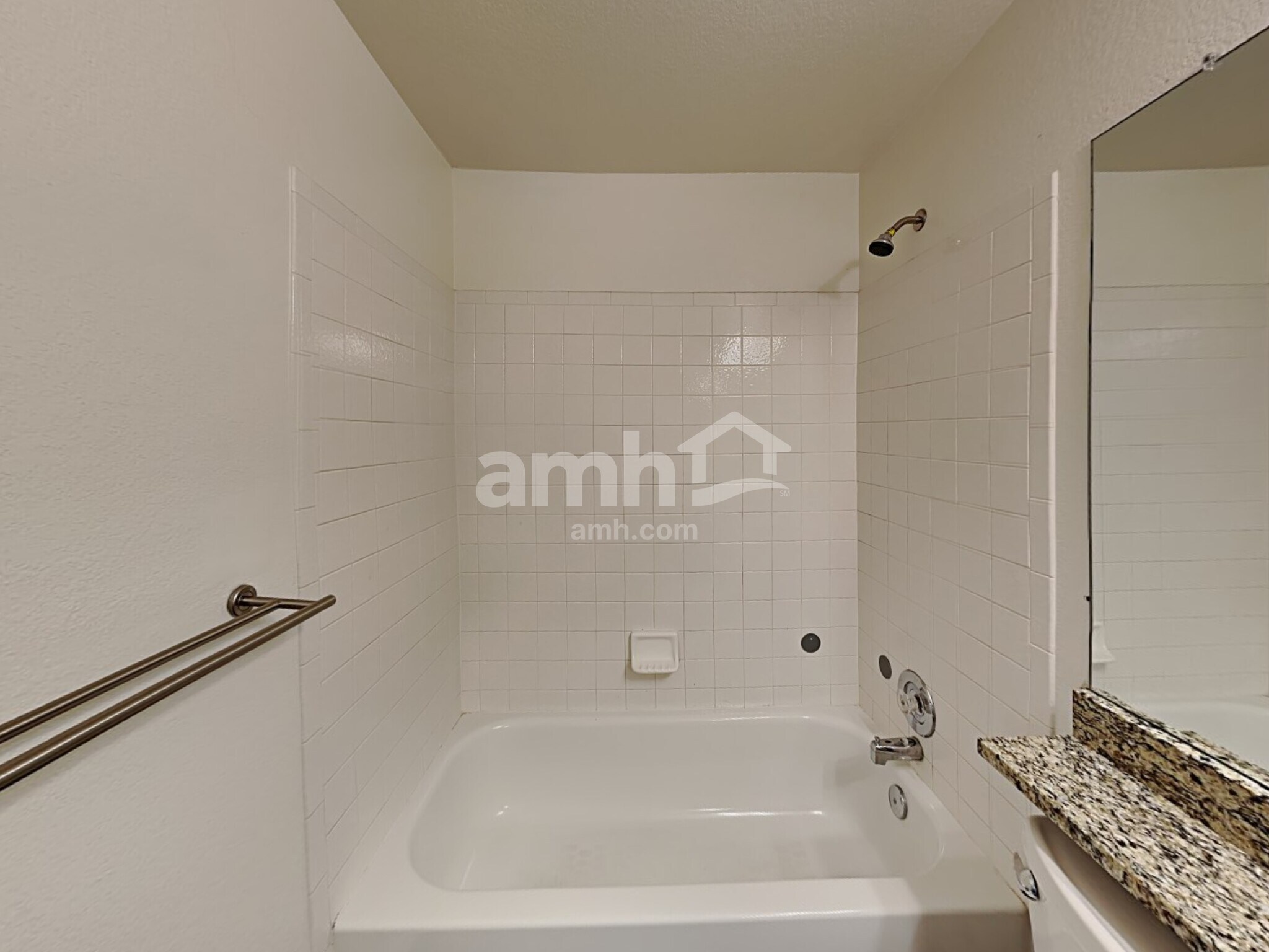 Building Photo - 12034 Glencoe St