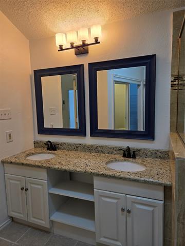 Building Photo - 3032 Big Oaks Dr