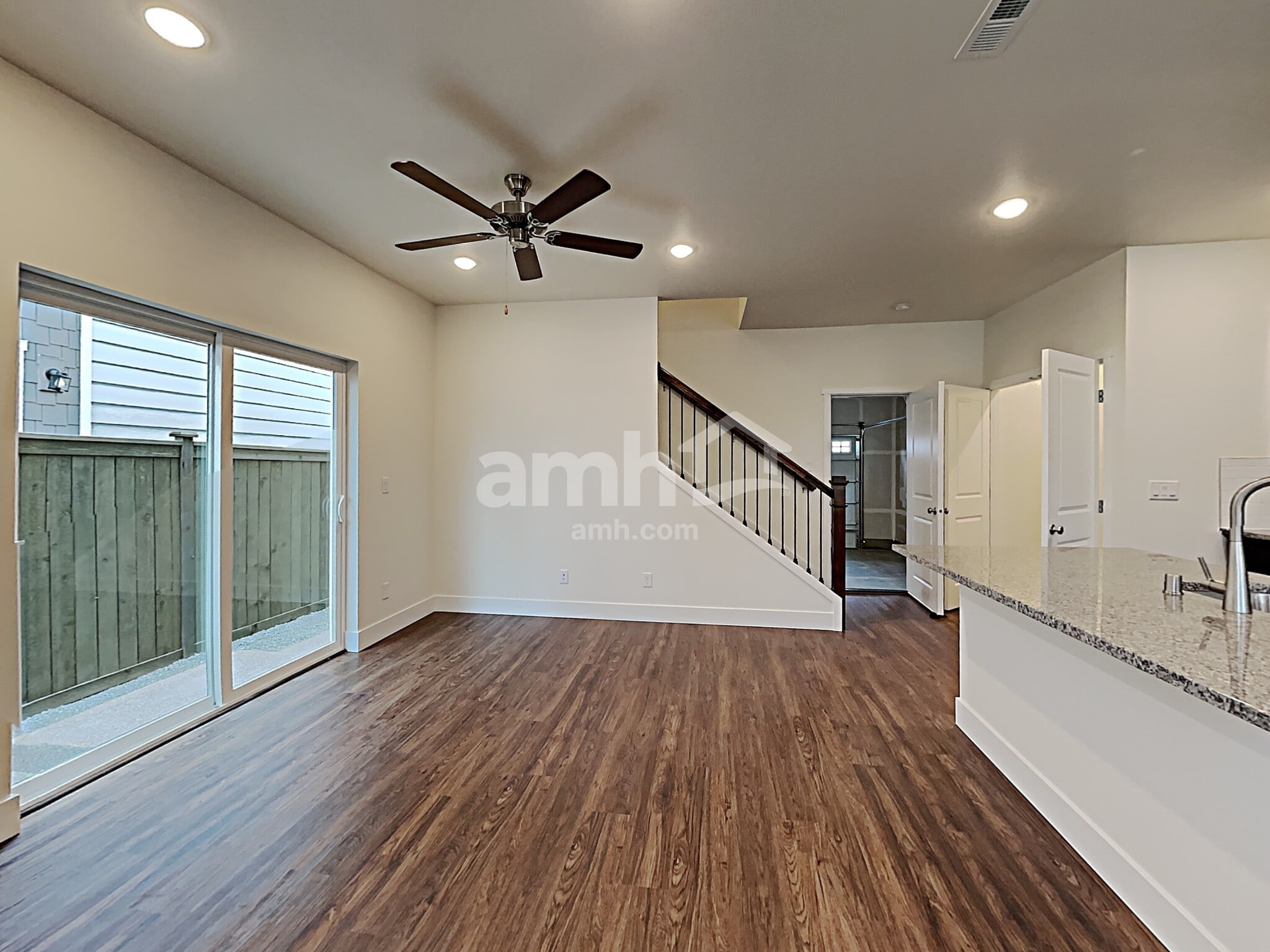 Building Photo - 23355 SE Dogwood St