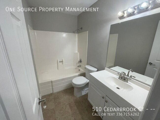 Building Photo - 510 Cedarbrook Ct