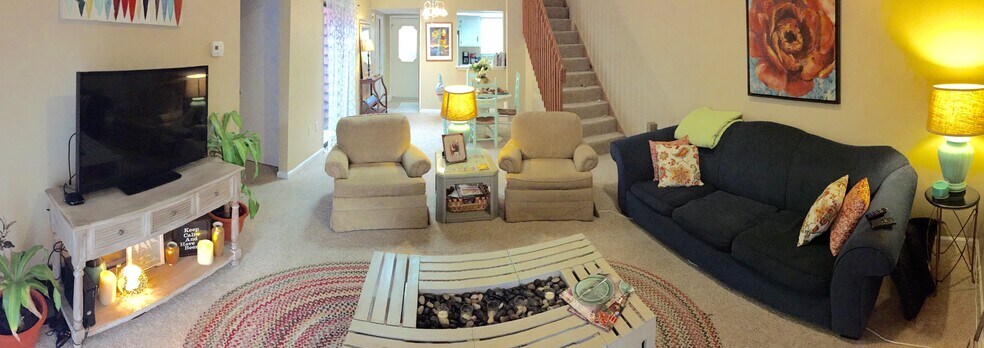 Building Photo - 405 Brown Rd