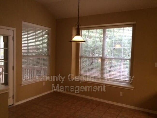 Building Photo - 401 Warm Moon Cove