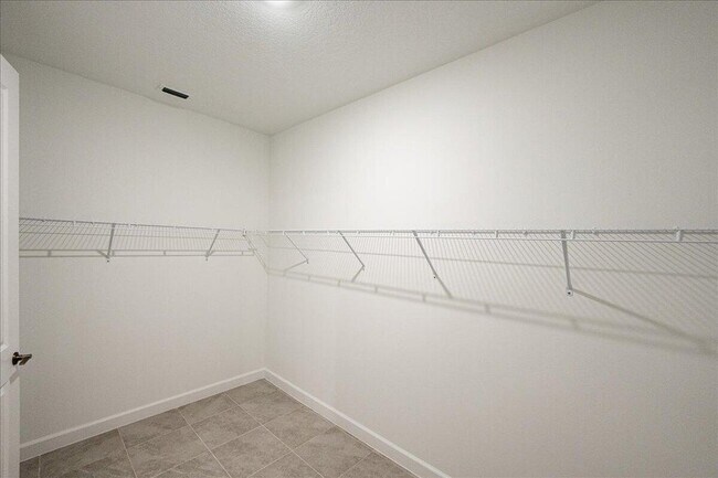 Building Photo - 3527 Angler Dr