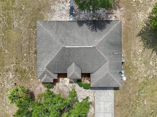 Building Photo - 11490 SW 46th Ave
