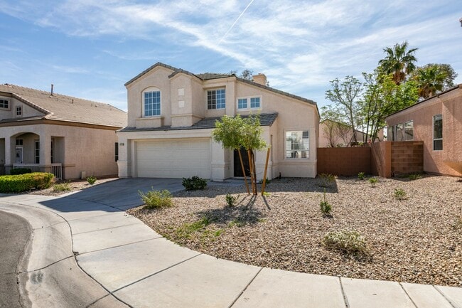 Building Photo - NORTH SHORES REFRESHED 2 STORY HOME WITH FIREPLACE AND LARGE BACKYARD
