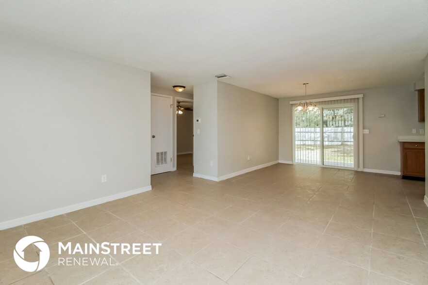 Building Photo - 535 San Lanta Cir