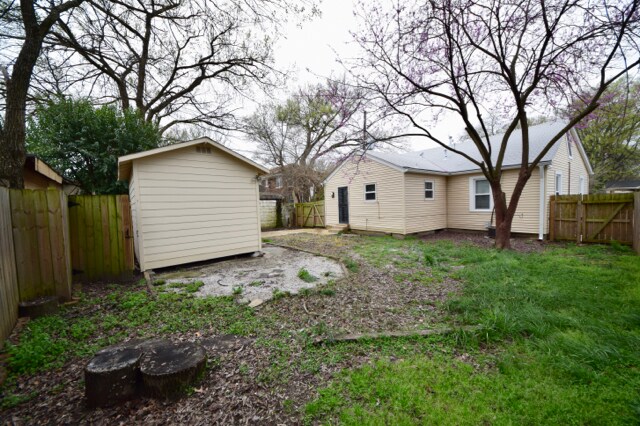 Building Photo - 660 N Idlewild St