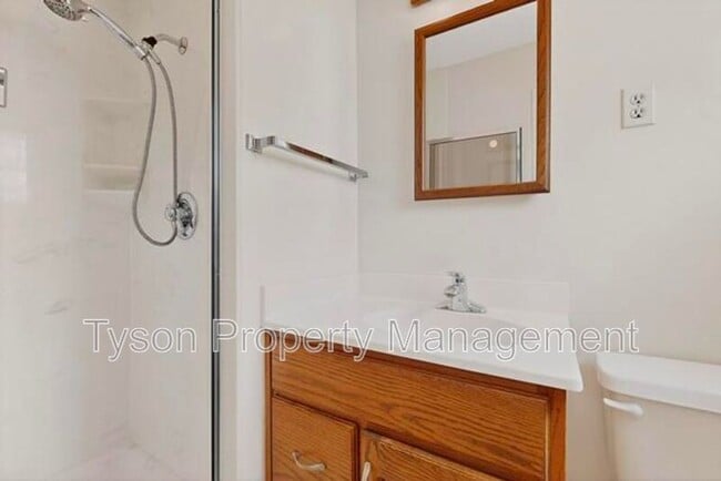 Building Photo - 6701 Zimmerman Ave NE