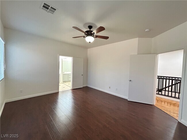 Building Photo - 317 Silver Grove St