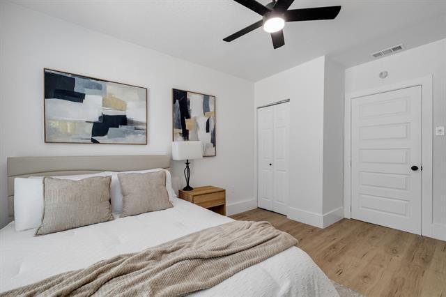 Building Photo - 718 Tearose Dr