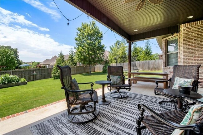 Building Photo - 4502 NE Birchgrove Pl